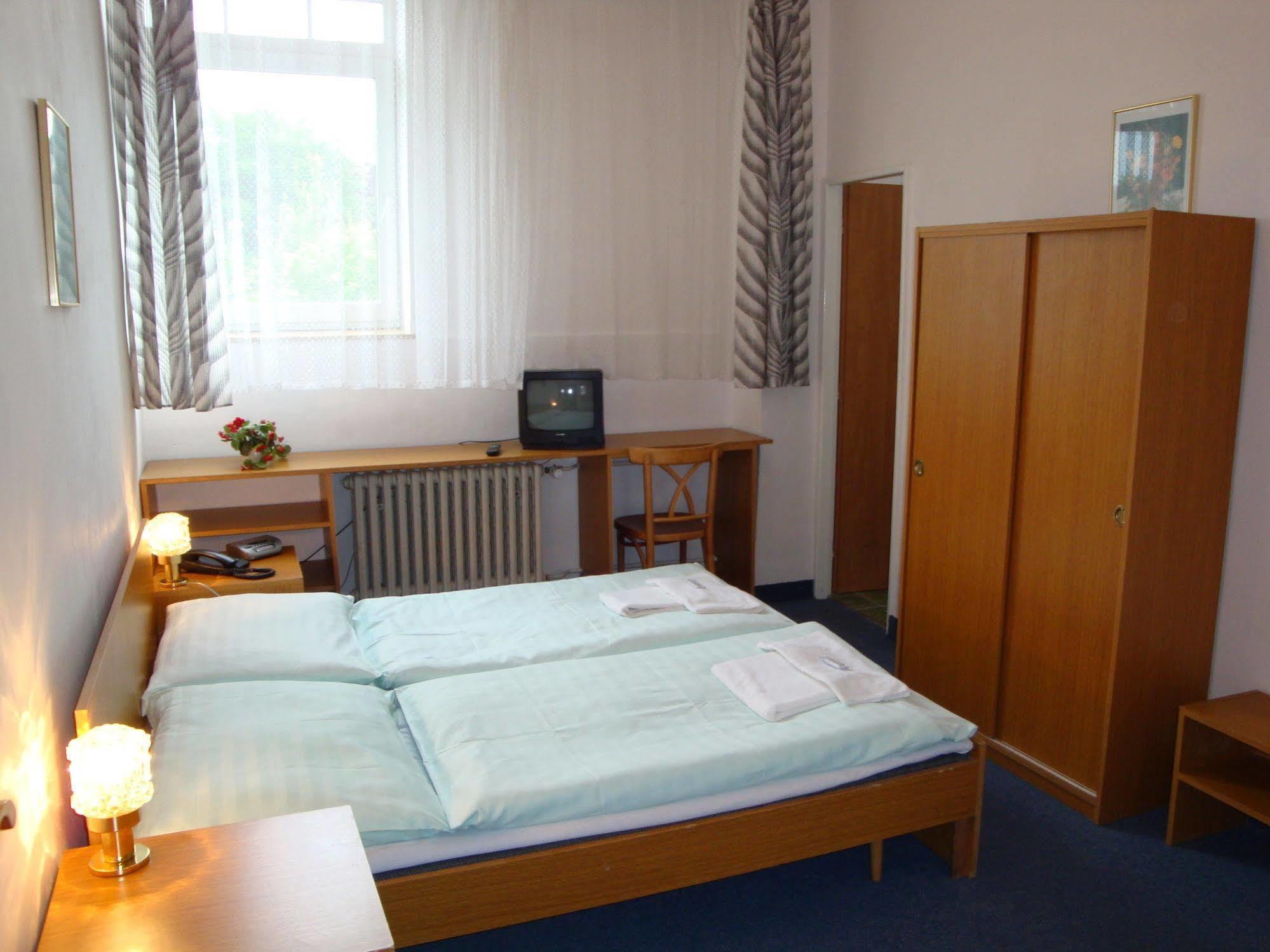 Skalka Hotel ปราก ภายนอก รูปภาพ
